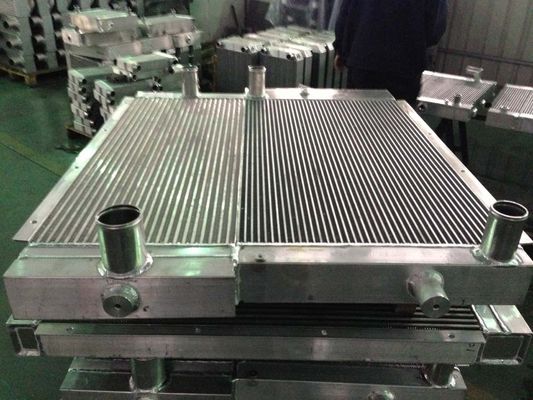 エンジンの冷却のために使用されるアルミニウム版棒熱交換器