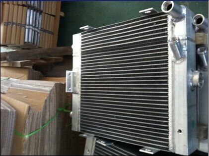 自動車密集した版およびひれの熱交換器は/版のラジエーターをろう付けしました