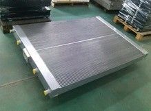 真空のオーブンのアルミニウム オイルの満たされた熱交換器はエンジン オイルを冷却します